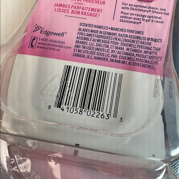 new Skintimate Exfoliating Shaving Razors 2 pack 4razors - Picture 4 of 4